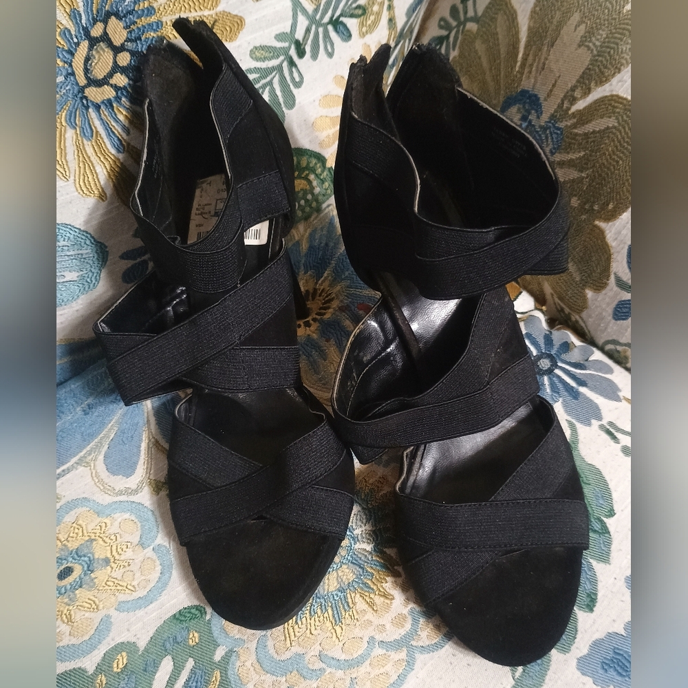 Ann Marino Black High Heels Ankle Zipper Size 8.5
